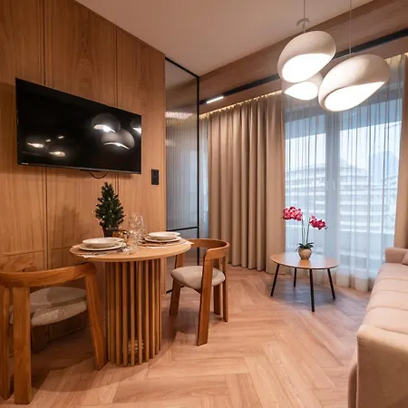 アパート Fleurmont By Prime クラクフ